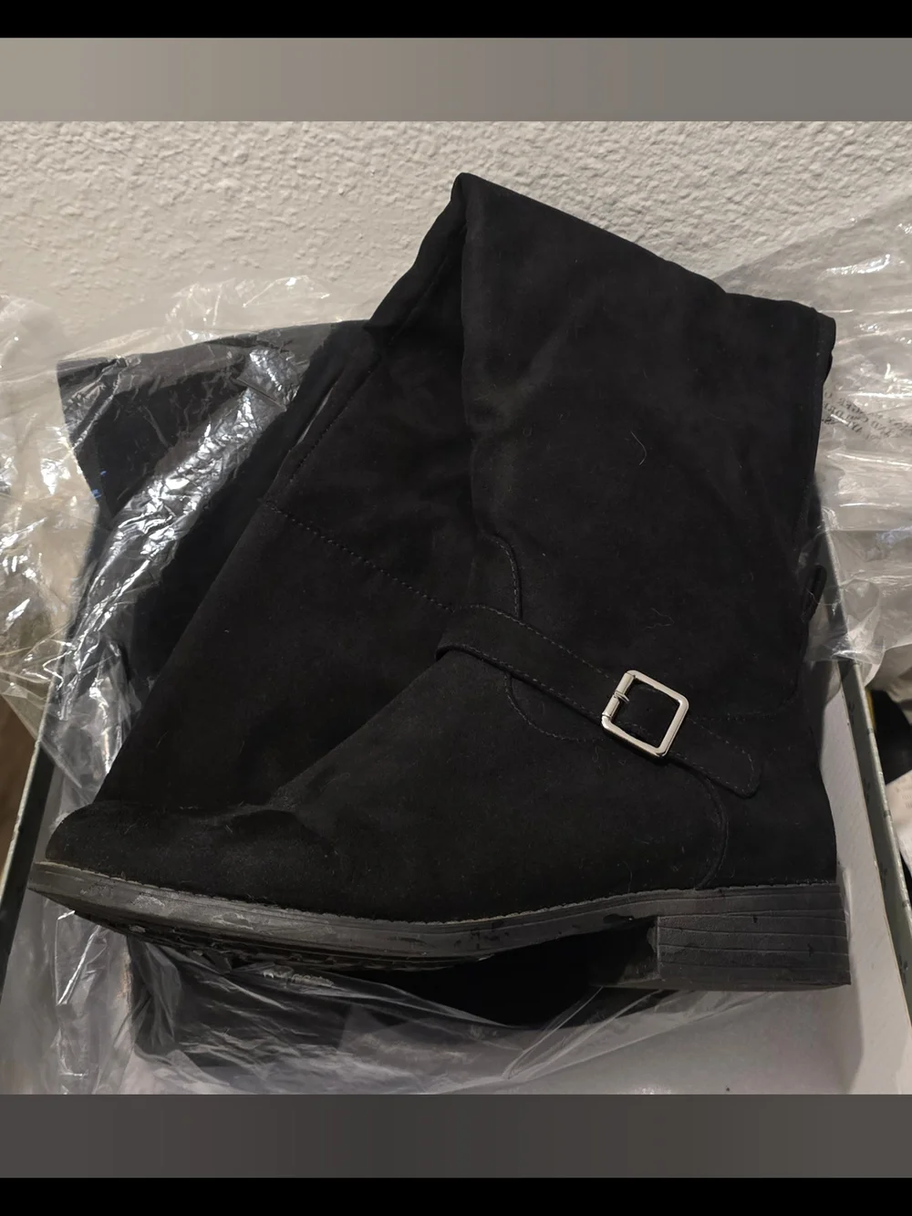 BlacK Suede Knee-high Boots✨️
